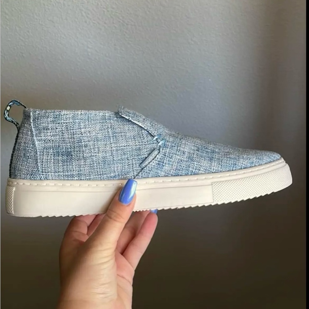 Womens Hey Dude size 8 sold out Peyton shoes